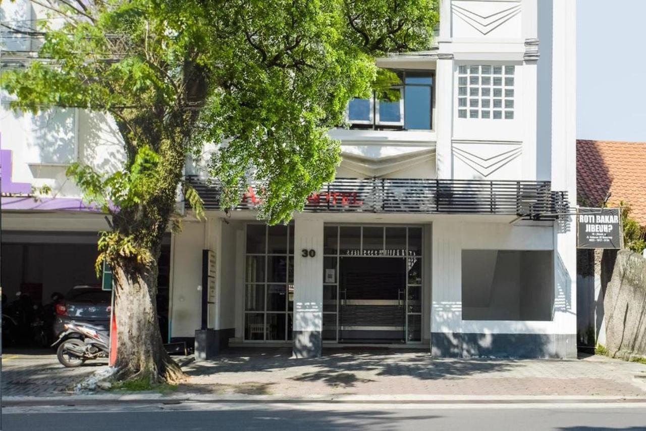 Gania Hotel Bandung Ngoại thất bức ảnh